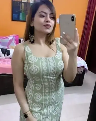 Call Girl in Cg Road